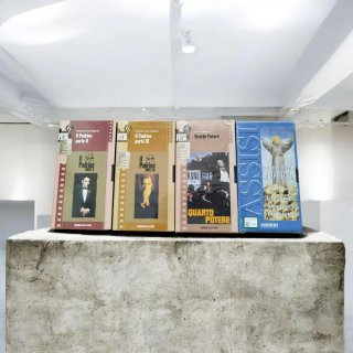 4 videocassette VHS
