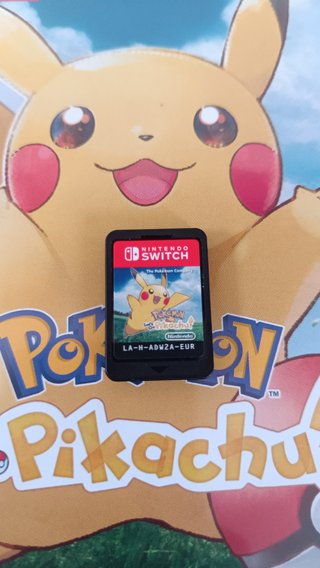 Pokemon Let's Go Pikachu Nintendo Switch