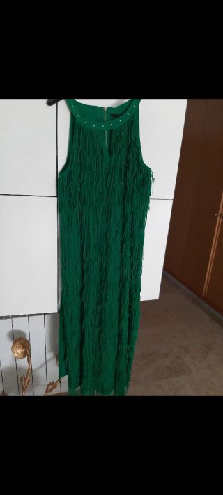 Vestido Elogy verde flecos sin estrenar