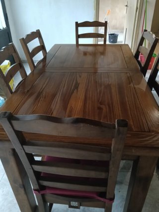 Mesa extensible madera nogal + 6 sillas