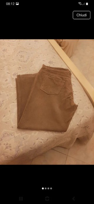 Pantaloni uomo in velluto a costine