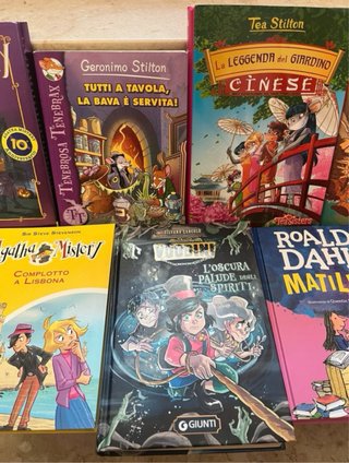 Blocco libri narrativa ragazzi pari al nuovo