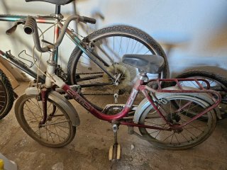 Bicicleta G.A.C. infantil antigua Le falta un peda