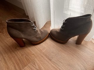 Botines marrones con cordones