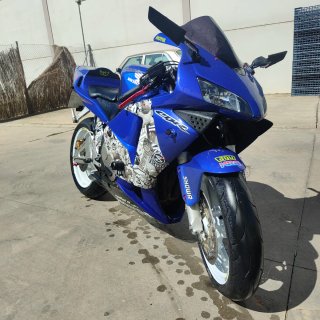 Honda CBR600RR Azul