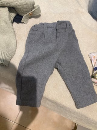 Pantalón de vestir gris bebé niño