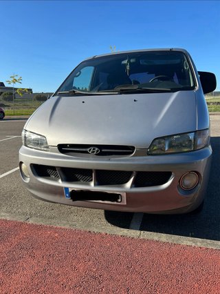 Hyundai H1 2000