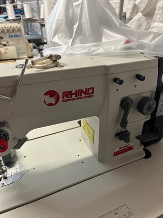 Máquina de coser Rhino Zig Zag y Recta