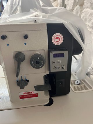 Máquina de coser Rhino Zig Zag y Recta