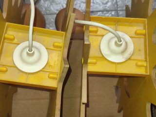 Coppia Lampadari Sole Giallo Legno
