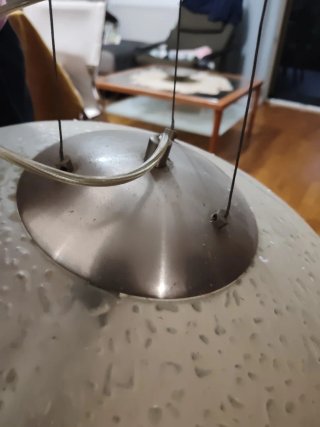 Lampadario moderno in vetro e metallo