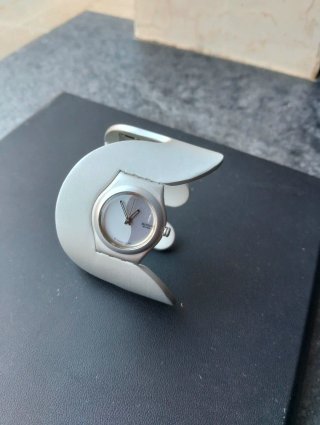 Orologio Swatch Irony in alluminio da donna