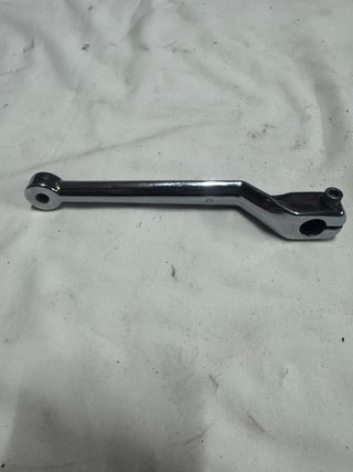 Harley Davidson. Palanca de cambio cromada