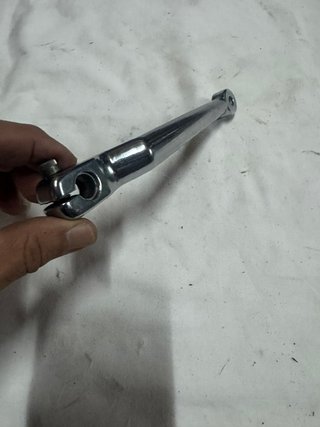 Harley Davidson. Palanca de cambio cromada