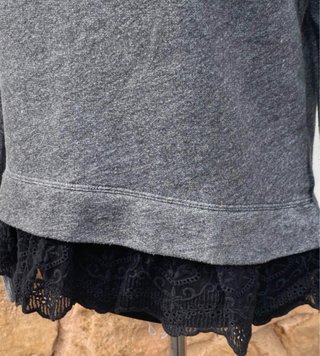 Sudadera Abercrombie & Fitch con encaje