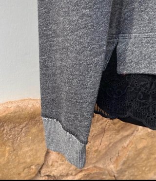 Sudadera Abercrombie & Fitch con encaje