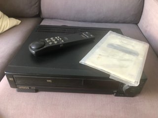 Hitachi VHS M541E Reproductor