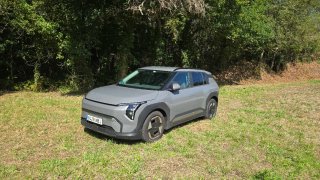 KIA EV3 2025