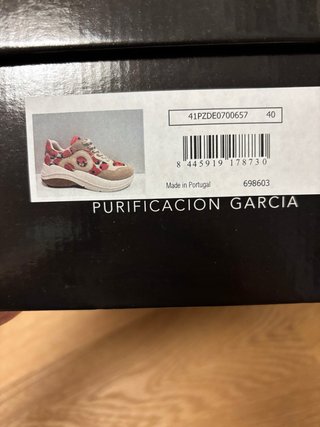 Zapatillas Purificación Garcia Talla 40 Nuevas.