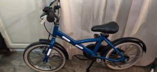 Bicicleta infantil azul