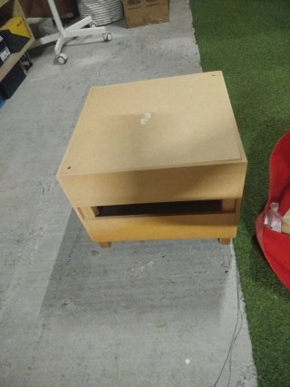 Sgabello Ikea rosa