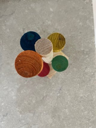 Gioco per criceti in legno colorato