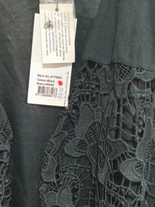 Chaqueta Studio Negra Encaje Flecos