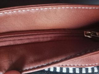 Bolso de mujer con flecos
