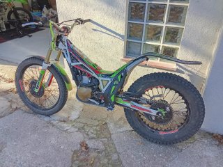 Vértigo 300 Trial 2018
