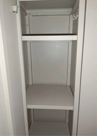 Armario beige 3 puertas metal de IKEA