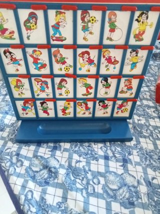 Juego de mesa Cual es Cual Falomir
