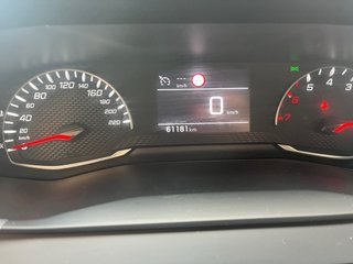 Peugeot 208 2021