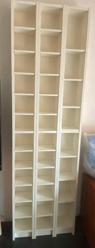 Estanteria BILLY IKEA blanca per CDs/DVDs