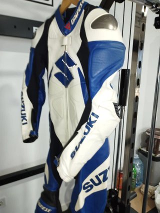 Mono Dainese Suzuki