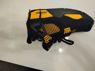 Zapatillas Jordan 4 Niño Negro Amarillo