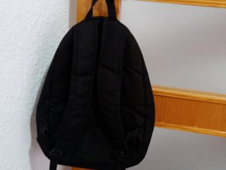 Mochila Fila Negra y Multicolor