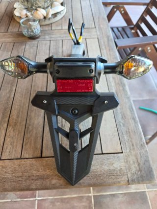 Portamatrículas e intermitentes Honda CB500 2018