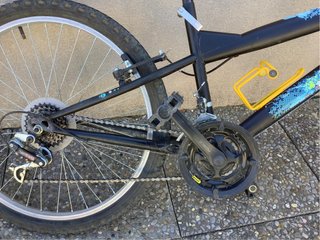 Bicicleta infantil negra