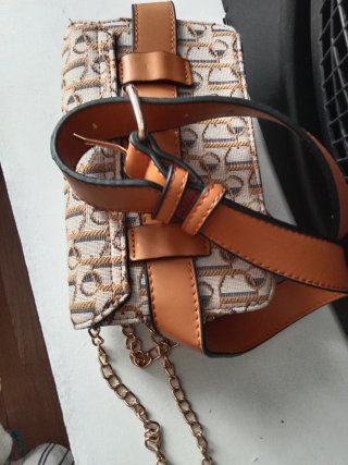 Bolso Riñonera Mujer Beige y Marrón