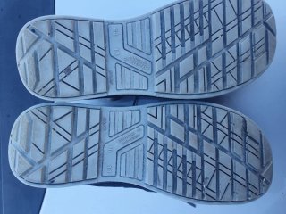 Zapatos de seguridad Diadora negros y grises