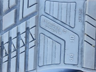 Zapatos de seguridad Diadora negros y grises