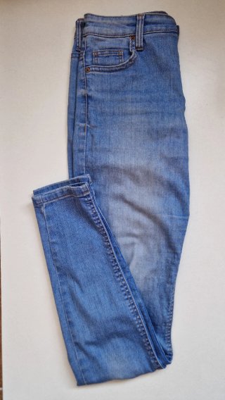 Pantalón vaquero Bershka azul