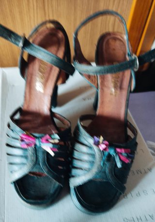 Zapatos vintage piel. , y bolso . Rafia, 11de taco