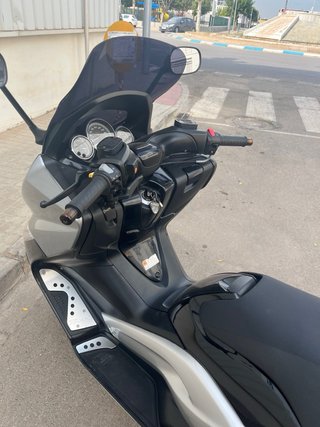 Yamaha Tmax 500cc ABS Maxi Scooter