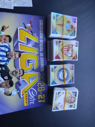 Álbum La Liga 2026-27 + 150-200Cromos