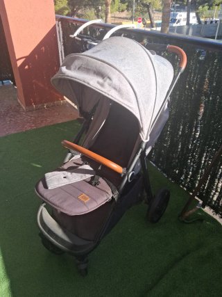 Carro Kinderkraft Gris