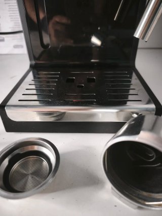 Cafetera DeLonghi Inox Bomba Tradicional