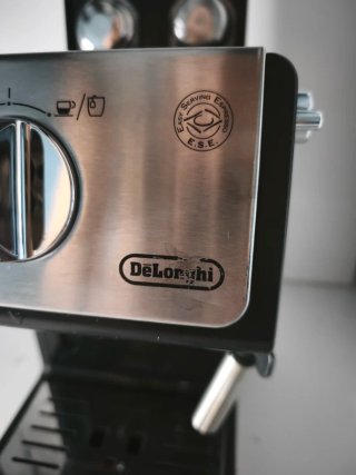 Cafetera DeLonghi Inox Bomba Tradicional