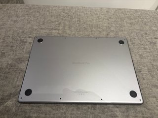 MacBook Pro 16” con chip M1 Pro – 16 GB RAM / 512G