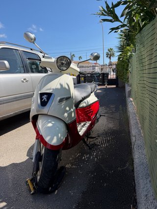 Peugeot Django 125cc Roja y Blanca
